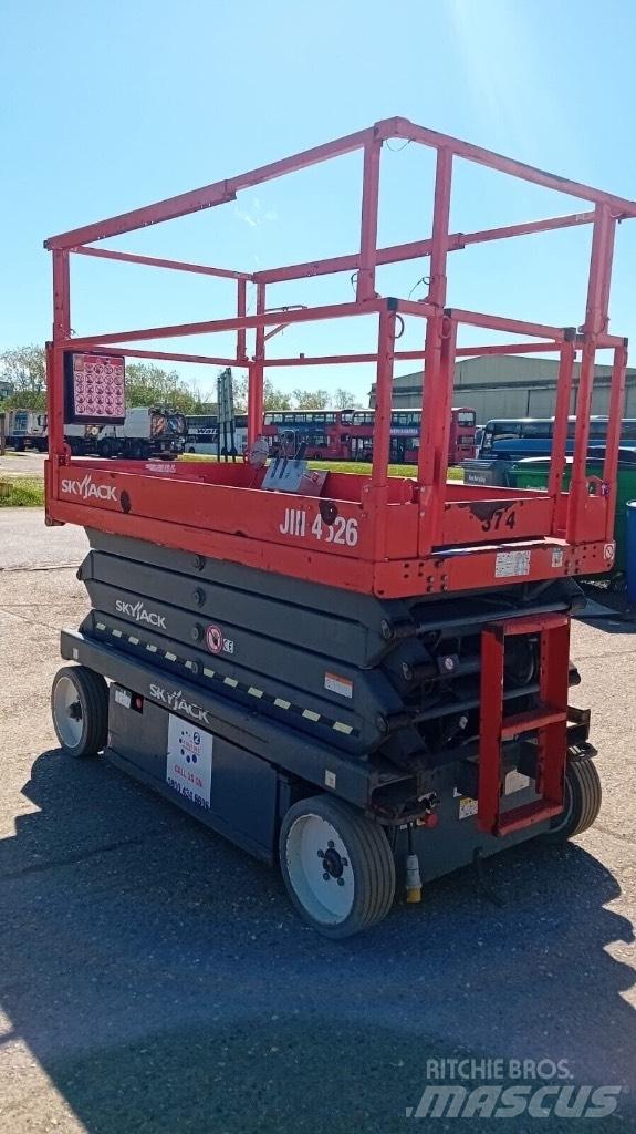 SkyJack SJ4626 Nožnicové zdvíhacie plošiny