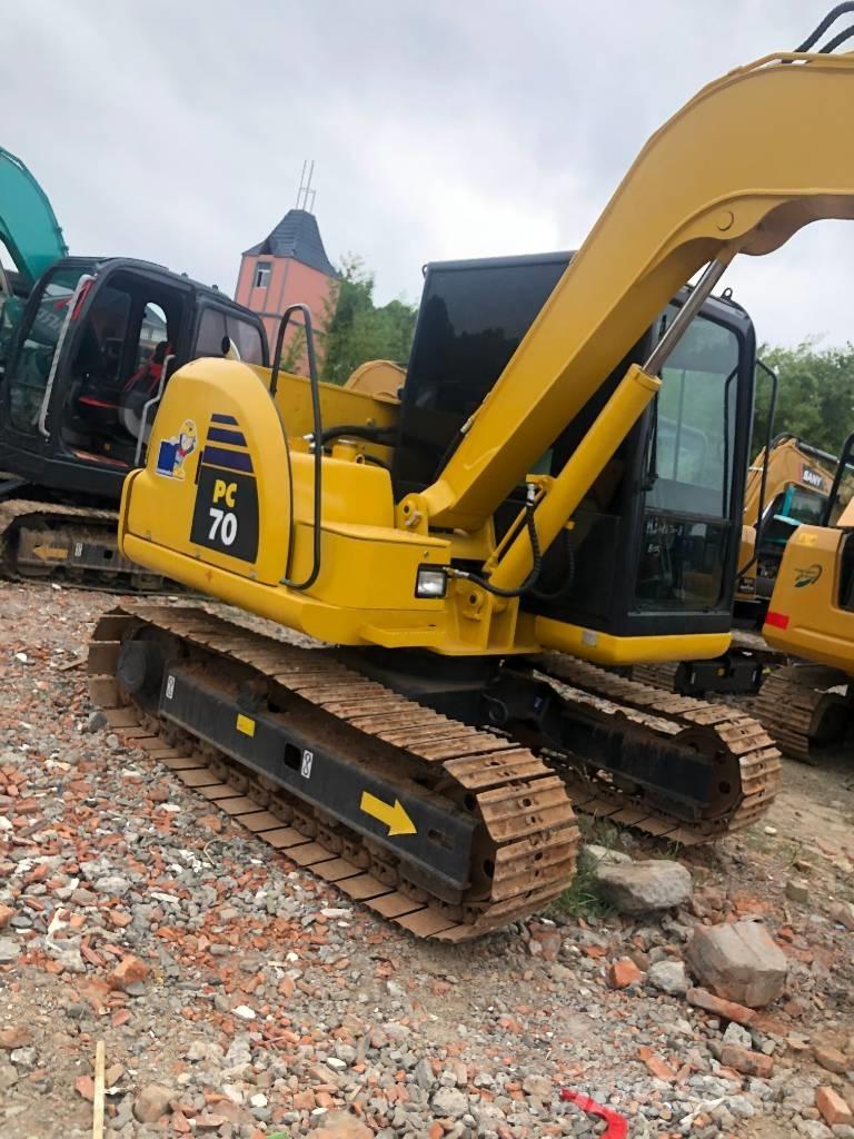 Komatsu PC 70-8 Pásové rýpadlá