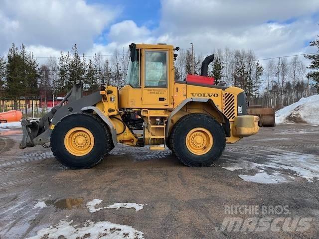 Volvo L90E Kolesové nakladače