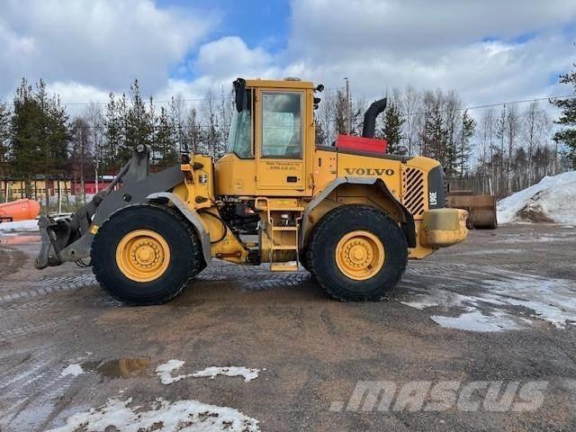 Volvo L90E Kolesové nakladače