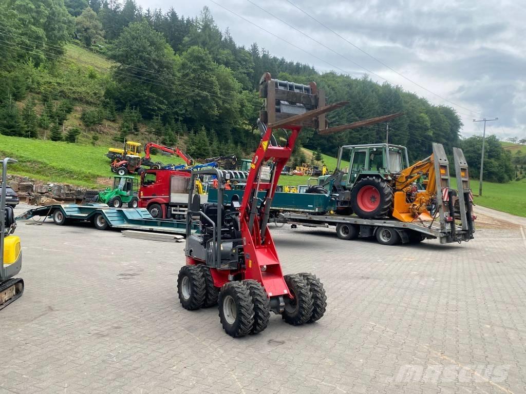 Weidemann 1140 Kolesové nakladače