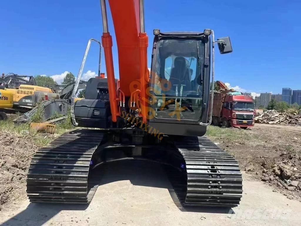 Hitachi ZX200-5G Pásové rýpadlá