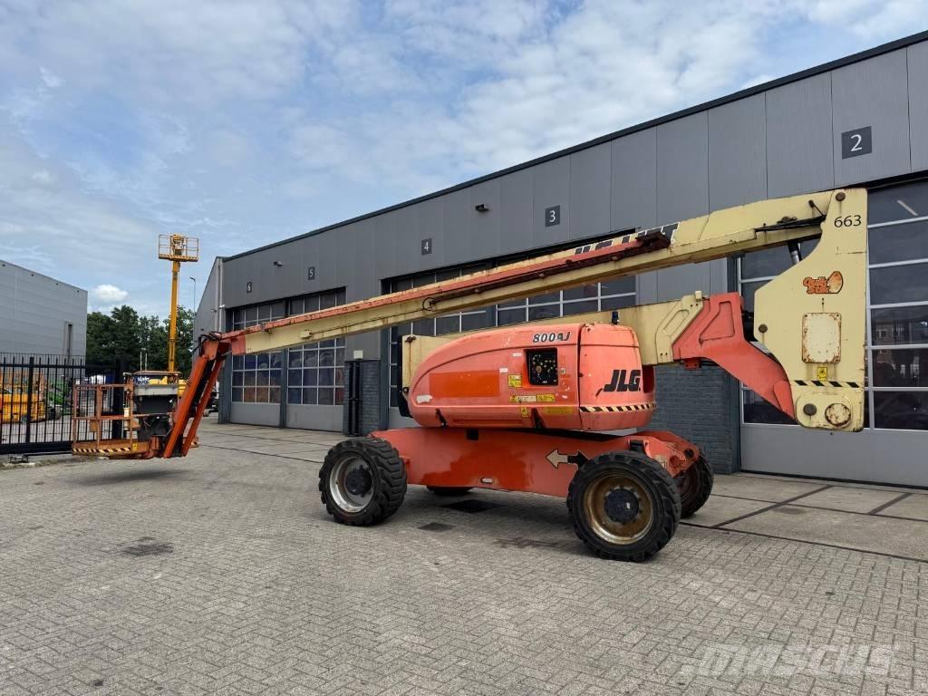 JLG 800 AJ Kĺbové plošiny