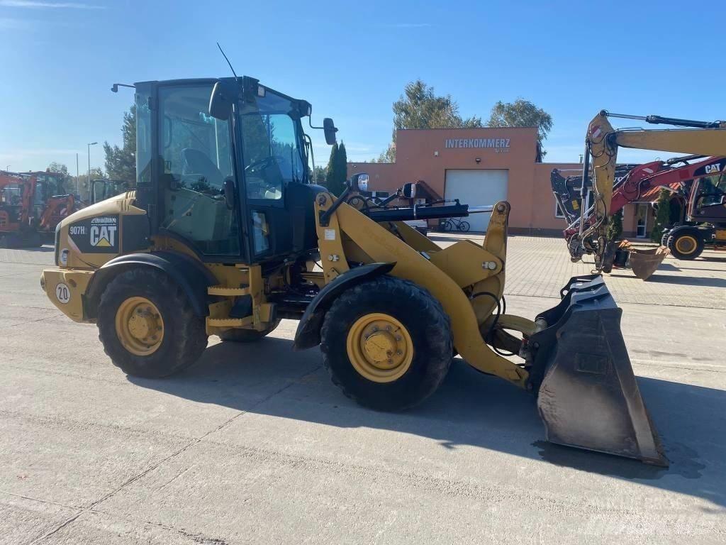 CAT 907 H 2 Kolesové nakladače