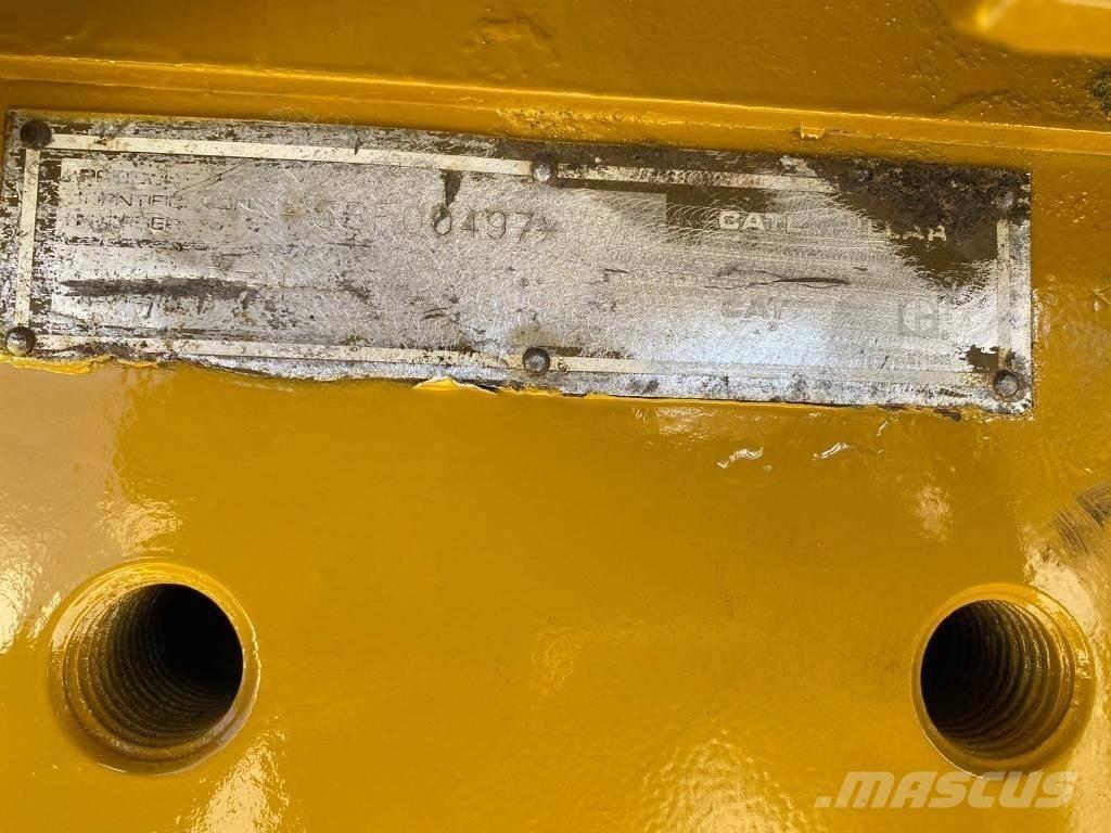 CAT D 7 H Pásové dozéry