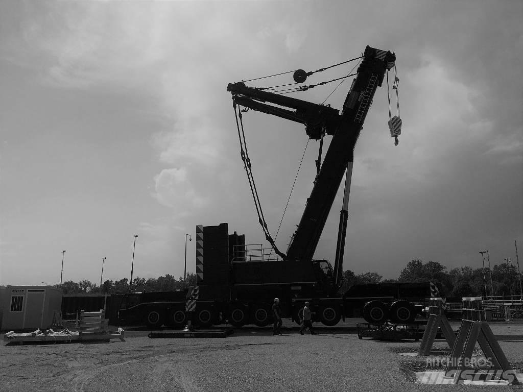 Demag AC 700 Univerzálne terénne žeriavy