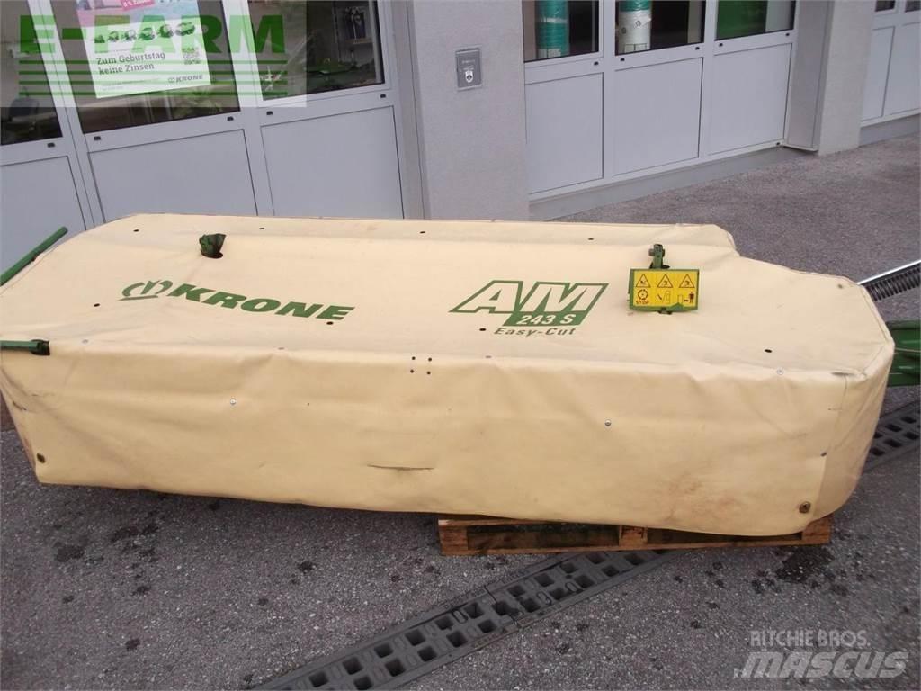 Krone am 243 s Žacie stroje