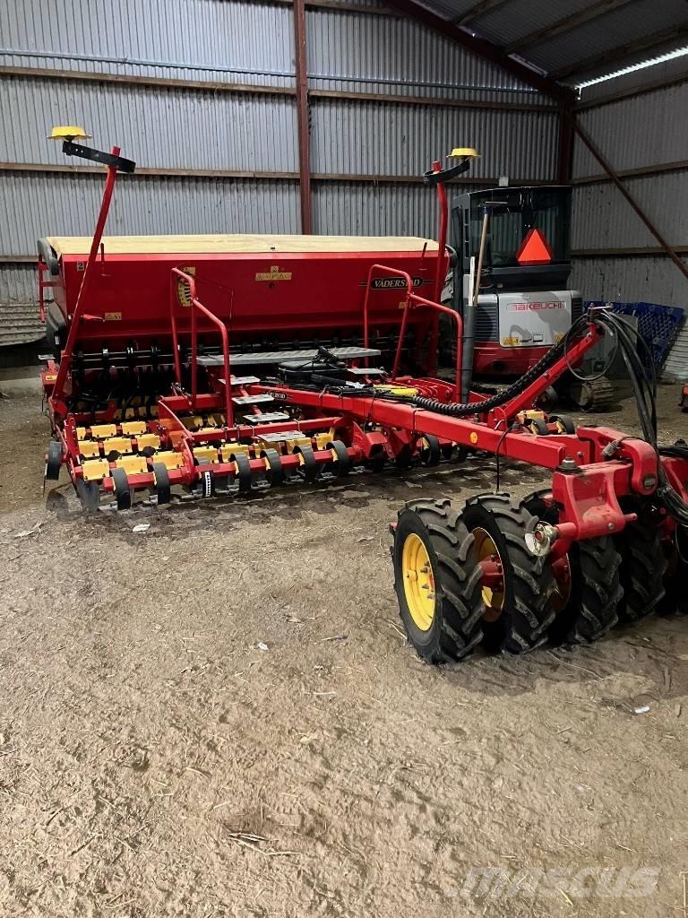 Väderstad Rapid400C Kombinované sejačky