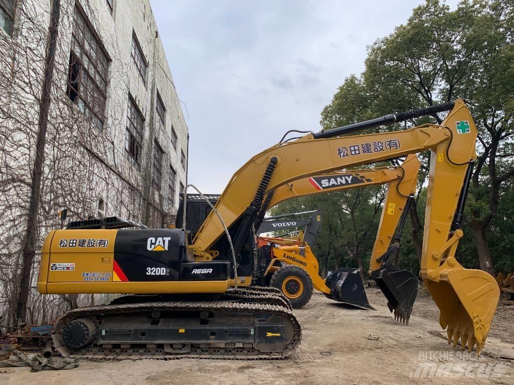 CAT 320D2 Pásové rýpadlá