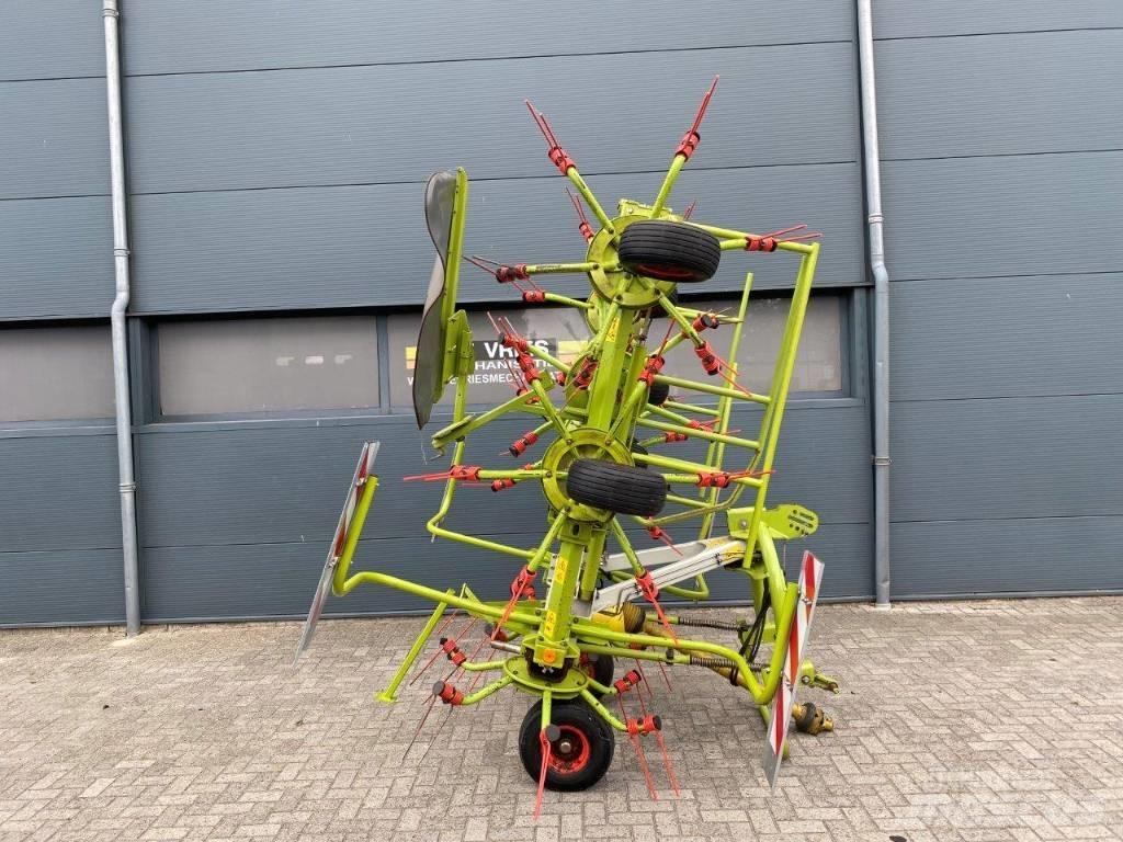 CLAAS Volto 870 Obracače a zhrabovače sena