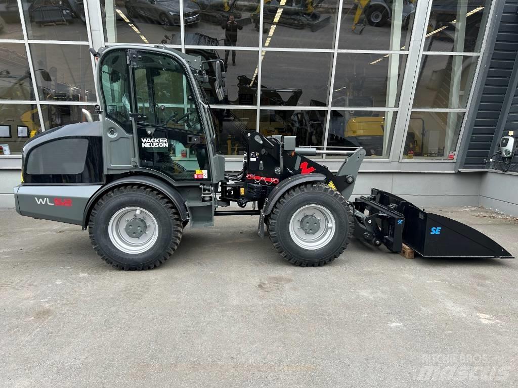 Wacker Neuson WL 52 Kolesové nakladače