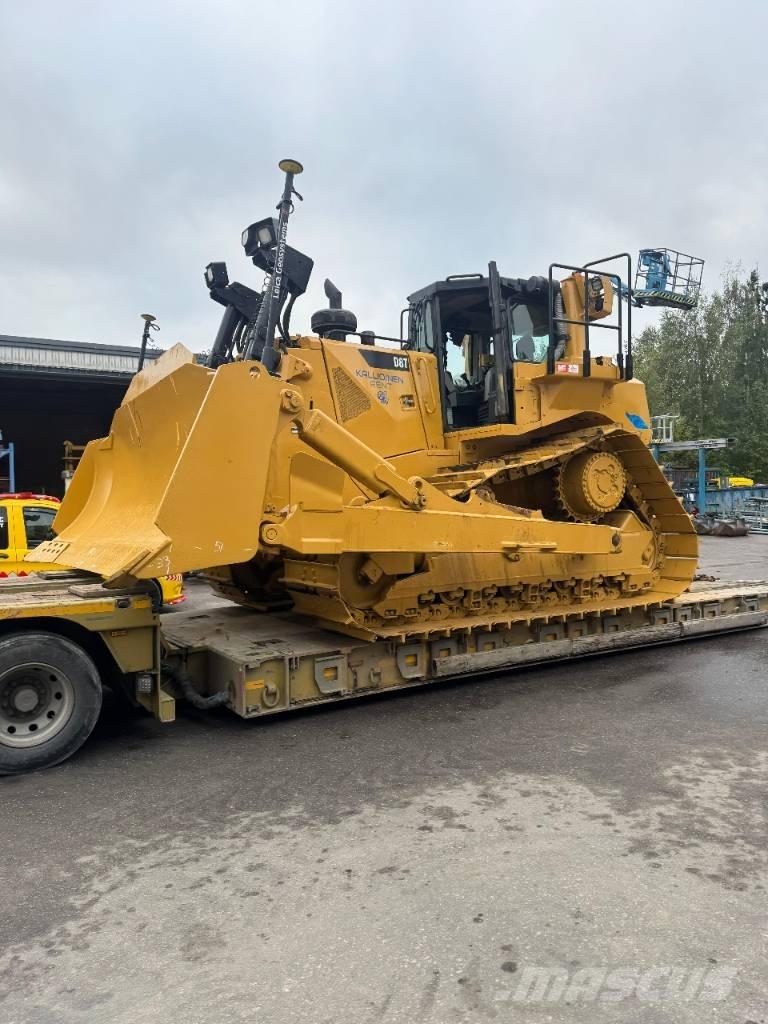 CAT D 8 T Pásové dozéry