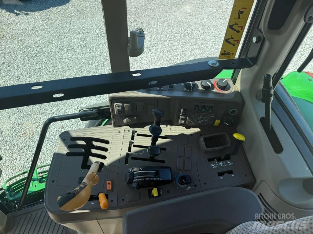 John Deere 6170 M Traktory