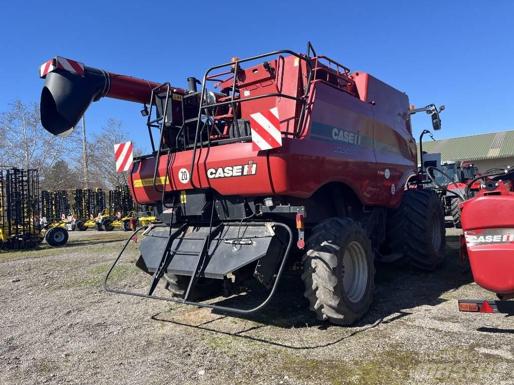 Case IH AF 5130 Kombinované zberacie stroje