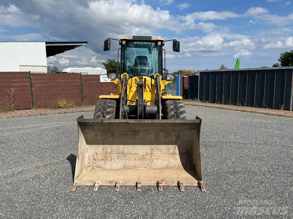 Volvo L 35 GS Šmykom riadené nakladače