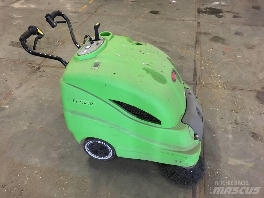  Dibo Gansow 512 Zametacie stroje