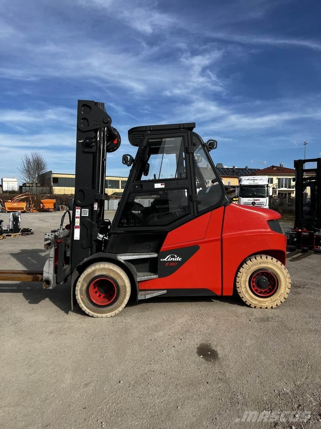 Linde E80/900 Akumulátorové vozíky