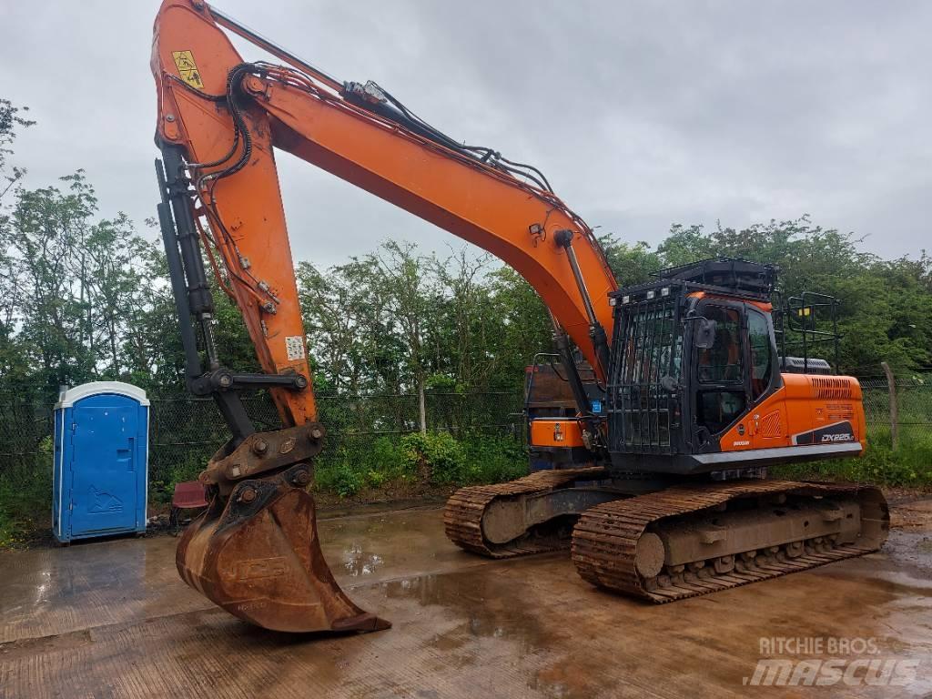 Doosan DX 225 LC-5 Pásové rýpadlá