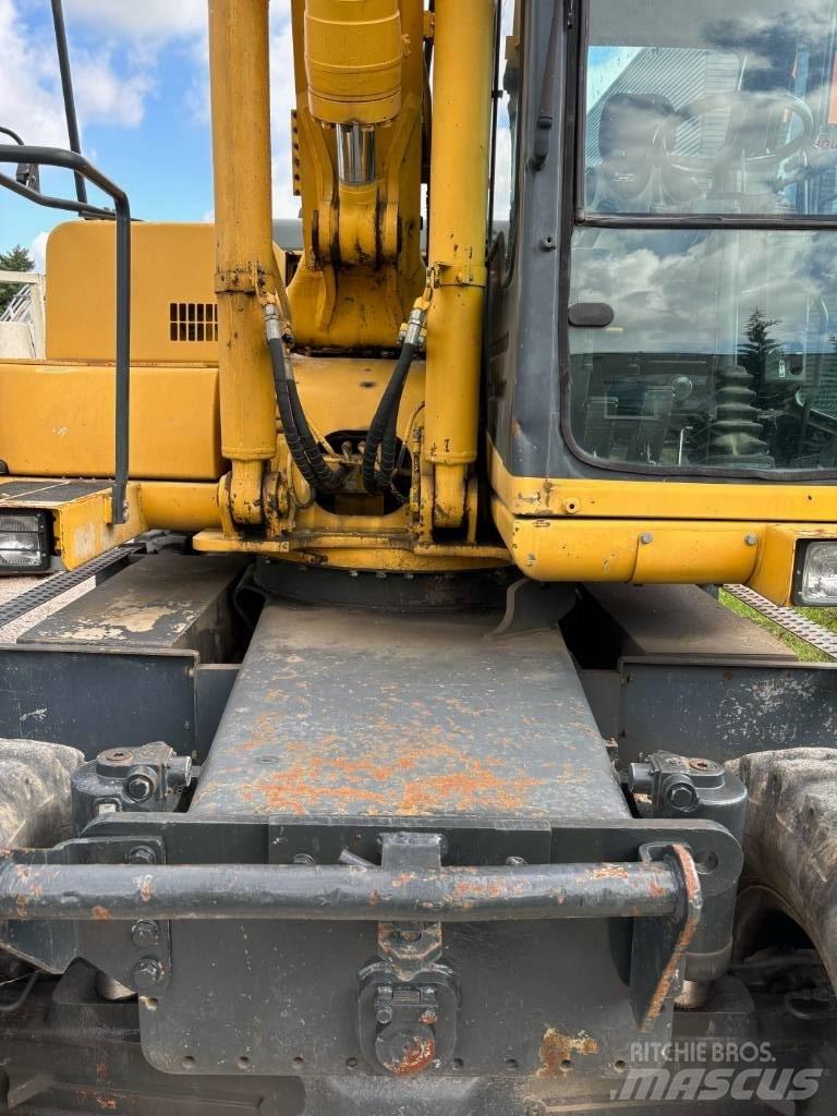 Komatsu PW 170 ES-6K Kolesové rýpadlá