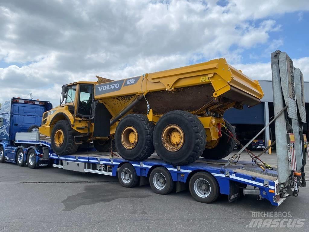 Volvo A 25 F Kĺbové nákladné autá