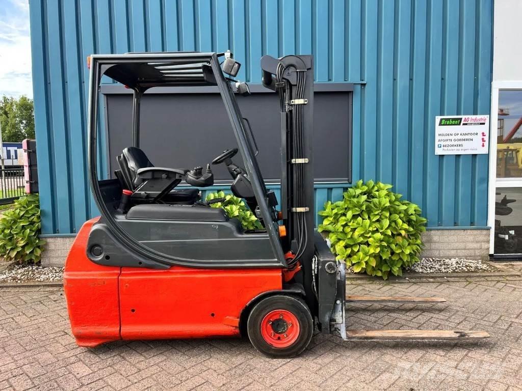 Linde E16-02 Akumulátorové vozíky