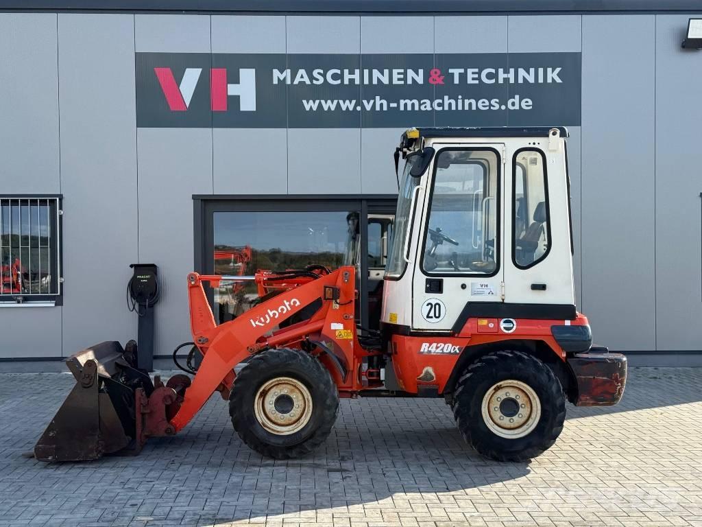 Kubota R 420 Kolesové nakladače