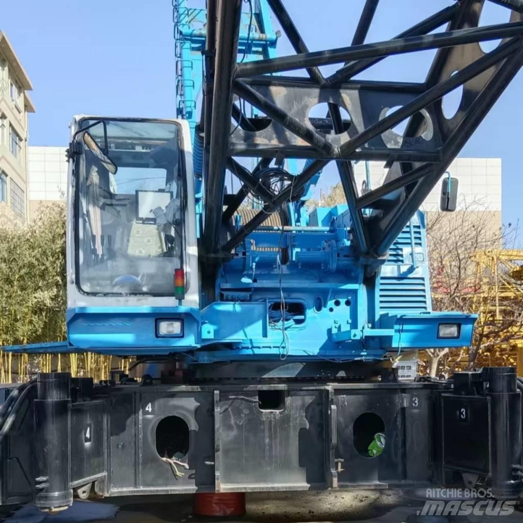 Hitachi SCX2500 Pásové žeriavy