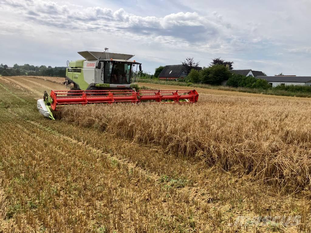 CLAAS Lexion 760 Kombinované zberacie stroje