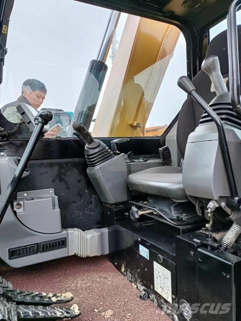 CAT 307 Pásové rýpadlá