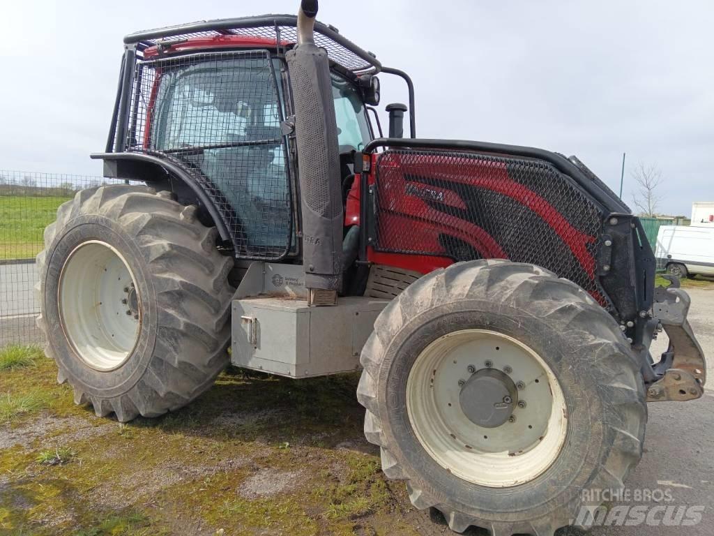 Valtra T 234 Direct Lesné traktory