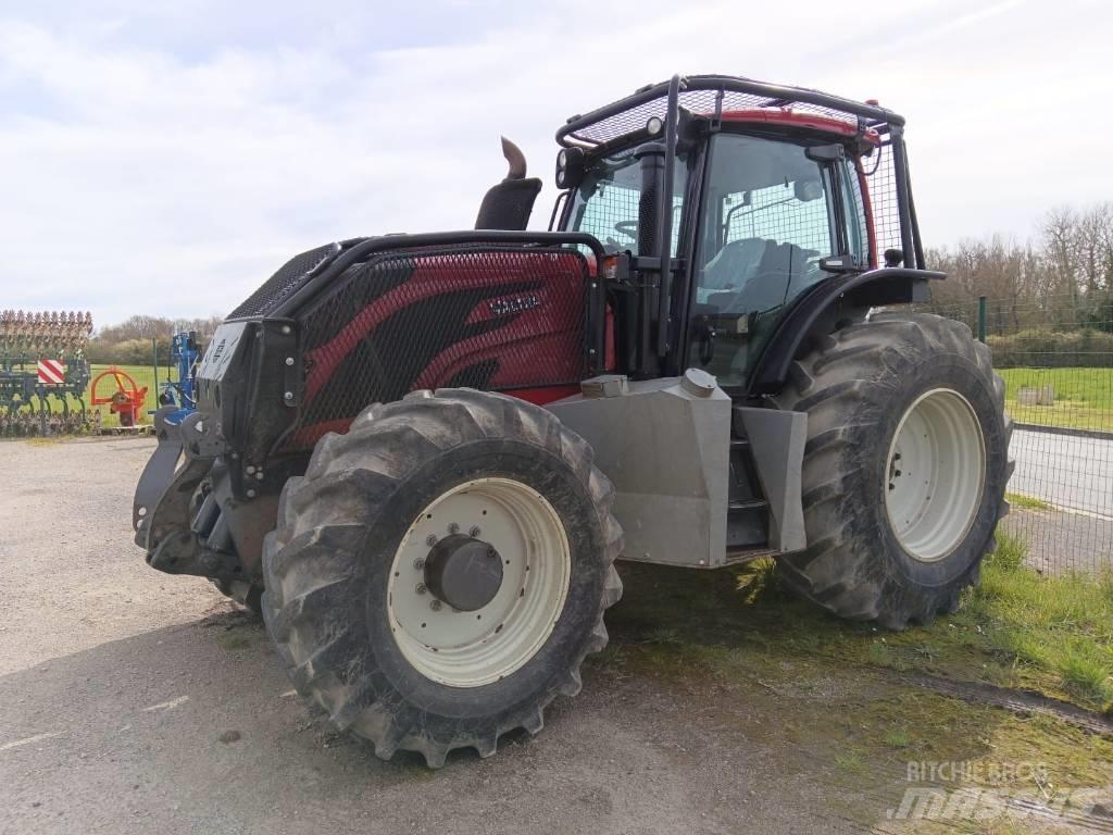 Valtra T 234 Direct Lesné traktory