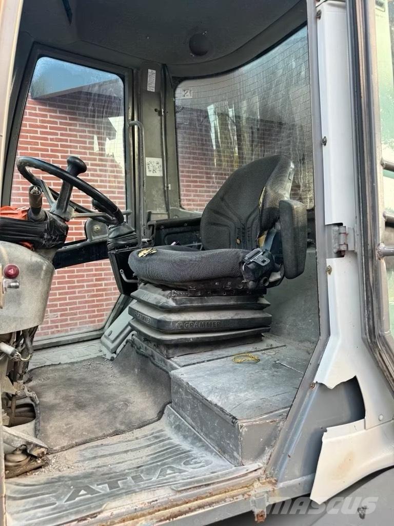 Atlas AR 65 Kolesové nakladače