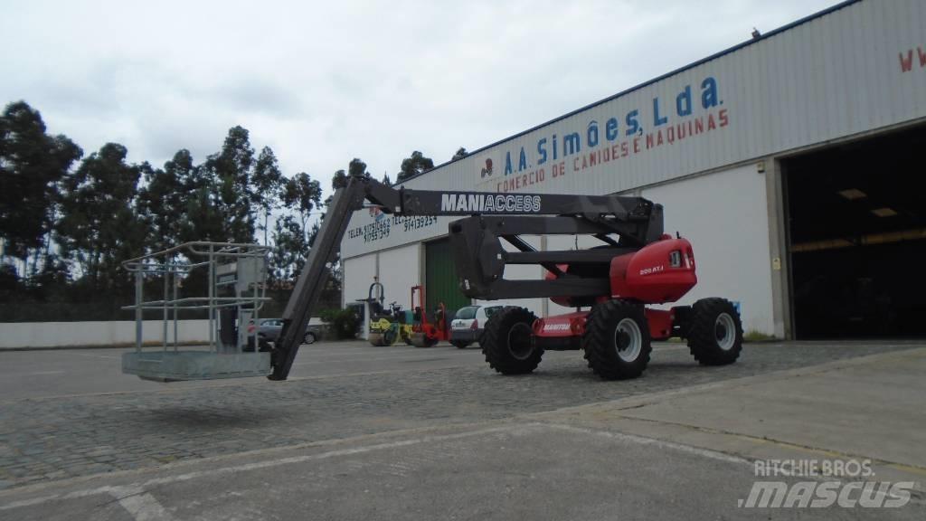Manitou 200 ATJ Kĺbové plošiny