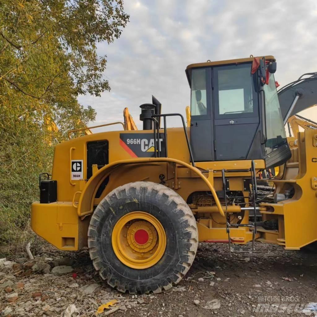 CAT 966 H Kolesové nakladače
