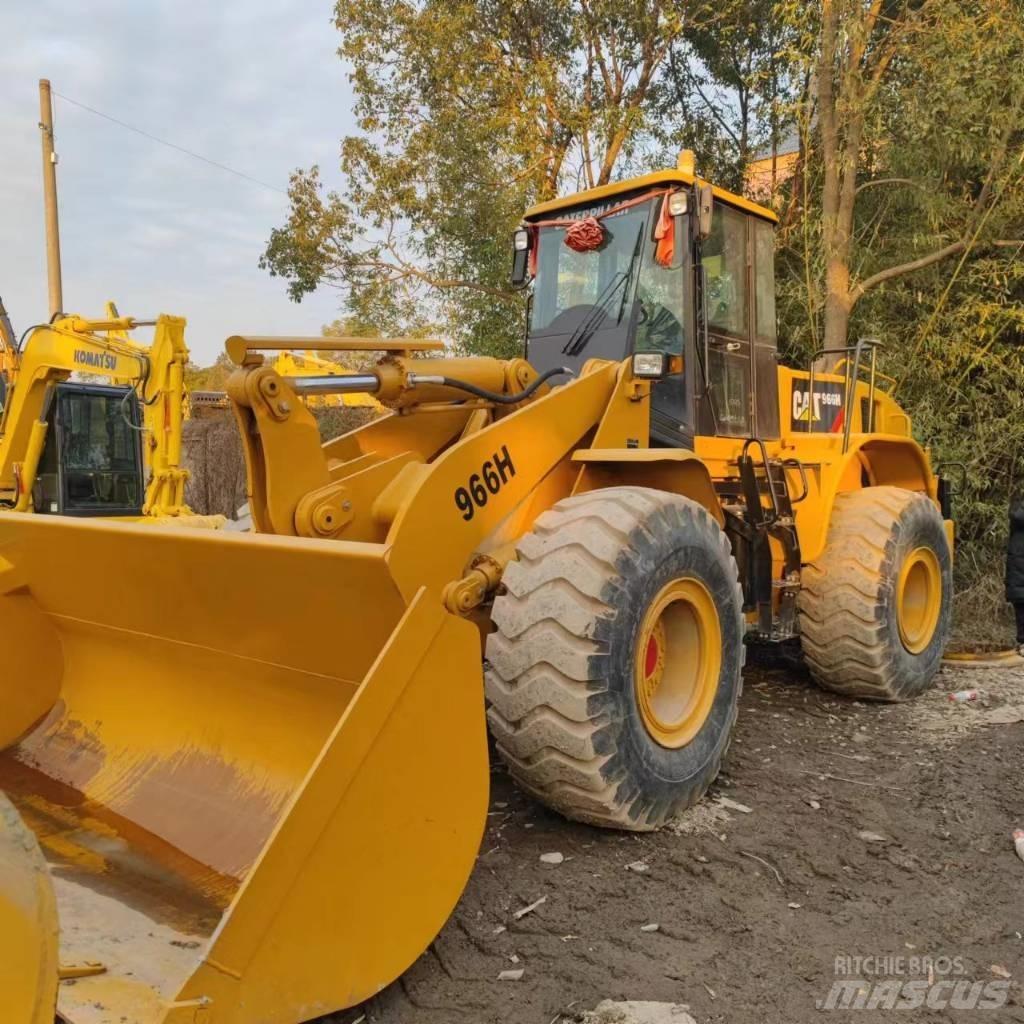 CAT 966 H Kolesové nakladače
