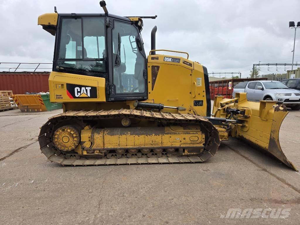 CAT D 5 K 2 LGP Pásové dozéry