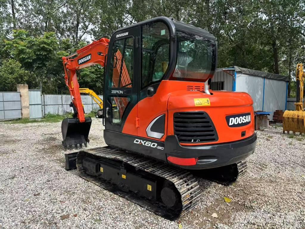 Doosan DX 60-9 C Mini rýpadlá < 7t