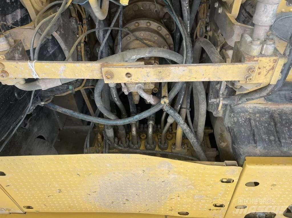 CAT 320GC Pásové rýpadlá