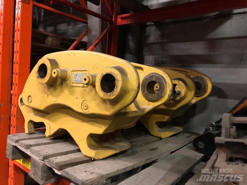 CAT 318 quick Hitch Ďalšie komponenty