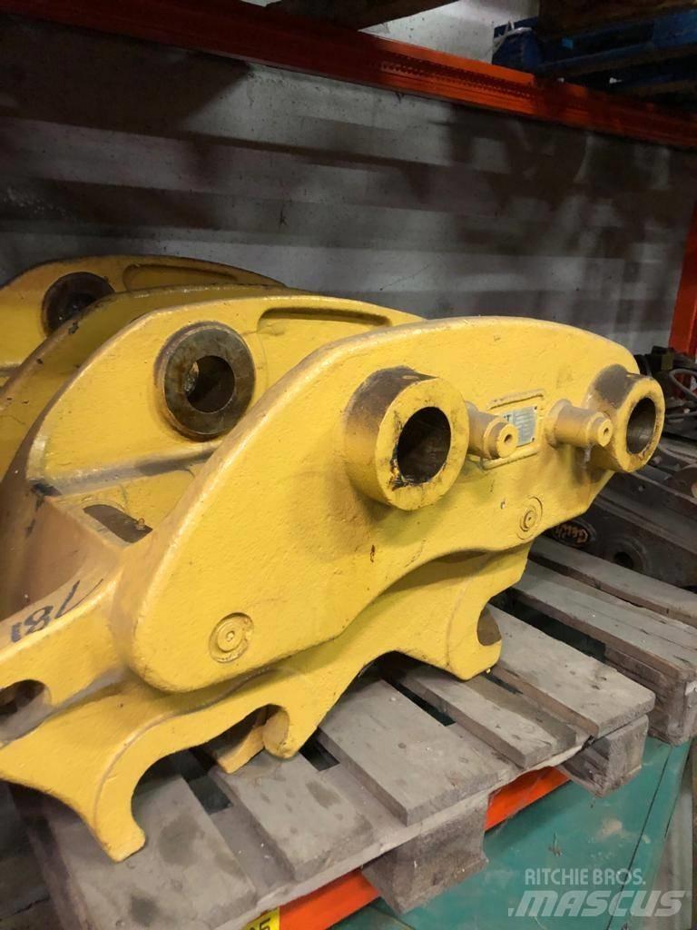 CAT 318 quick Hitch Ďalšie komponenty