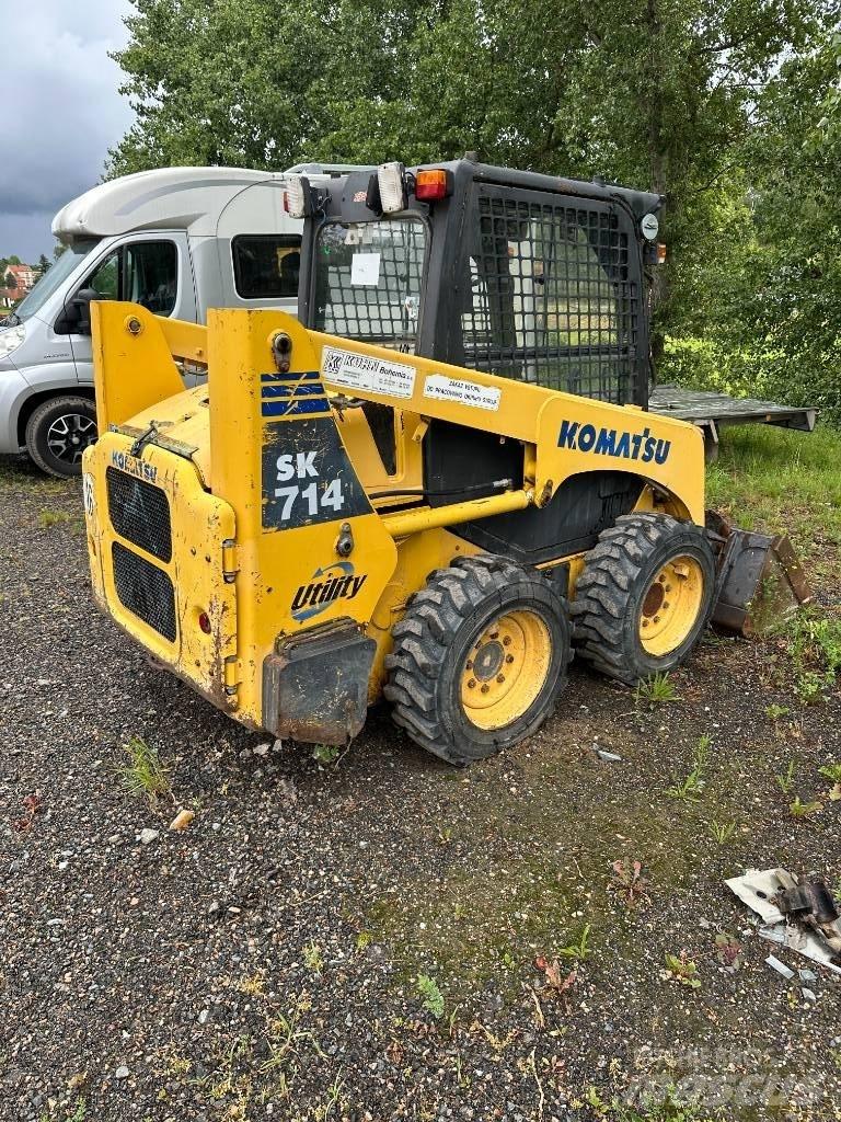 Komatsu SK 714 Šmykom riadené nakladače