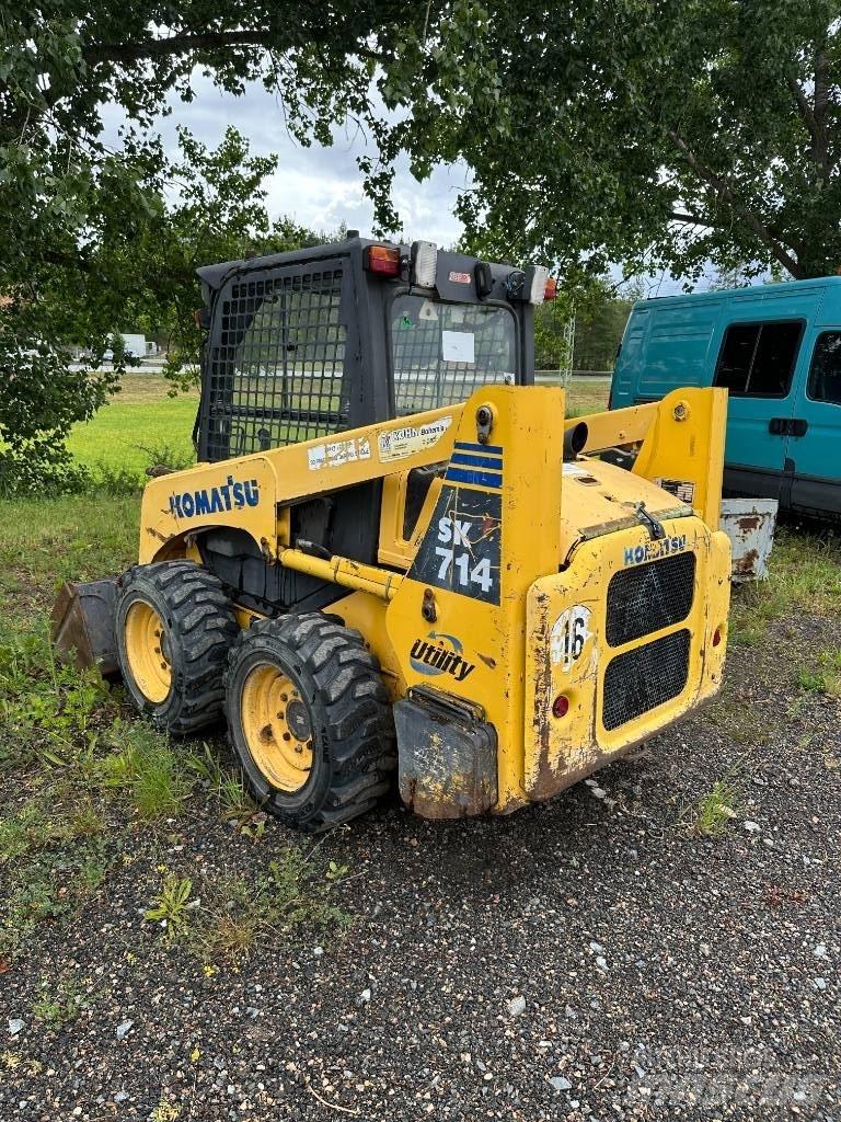 Komatsu SK 714 Šmykom riadené nakladače