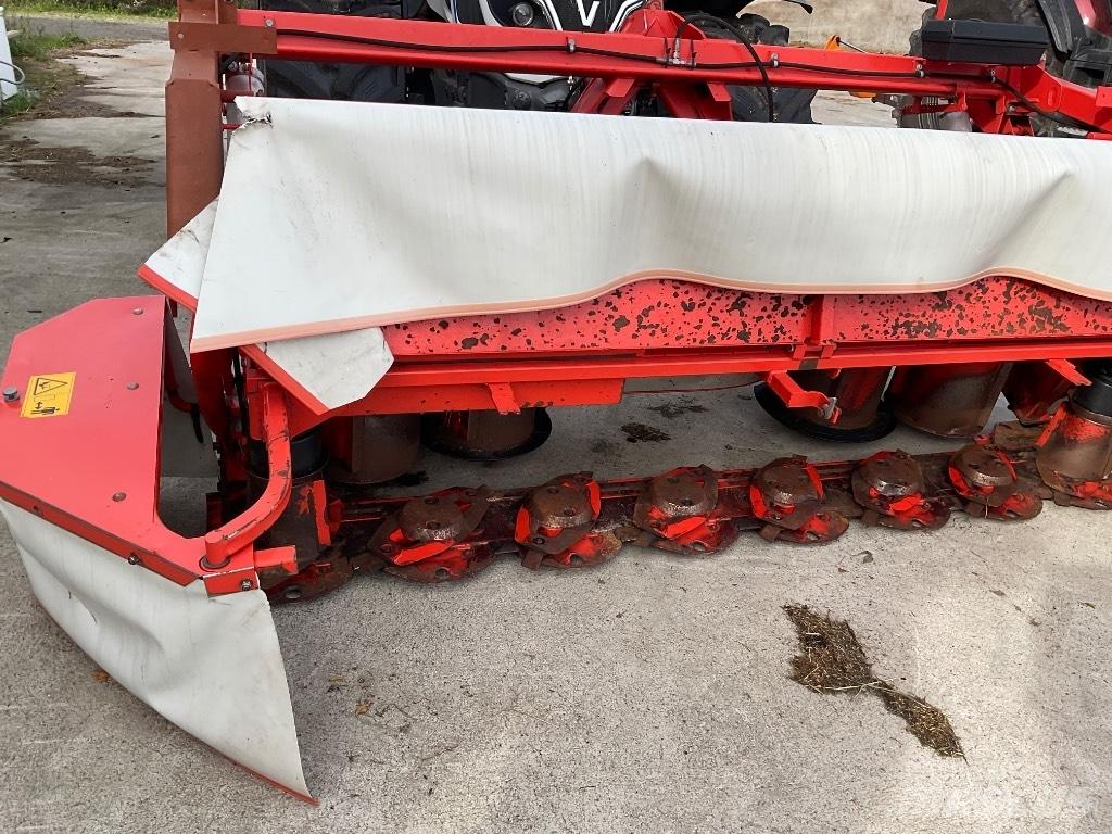 Kuhn GMD 802 F-FF Žacie stroje