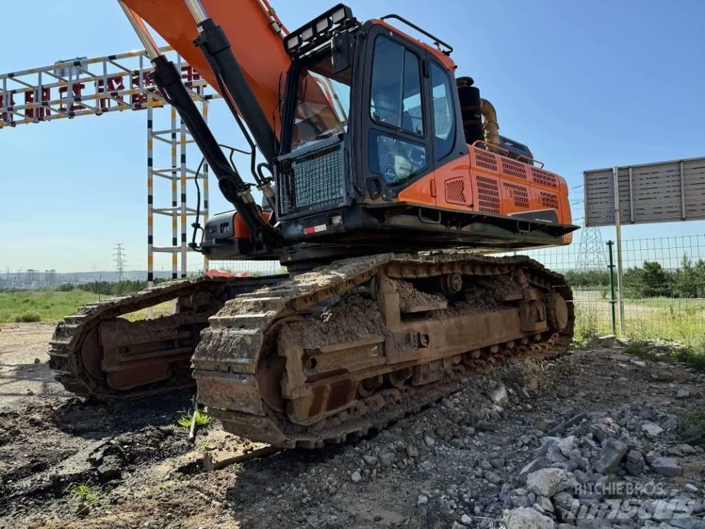 Doosan 520LC-9C Pásové rýpadlá