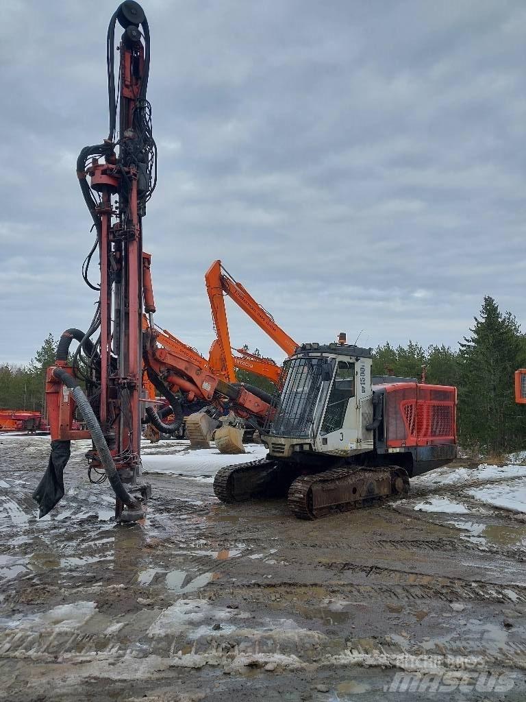 Sandvik DP 1500 i Povrchové vrtné súpravy