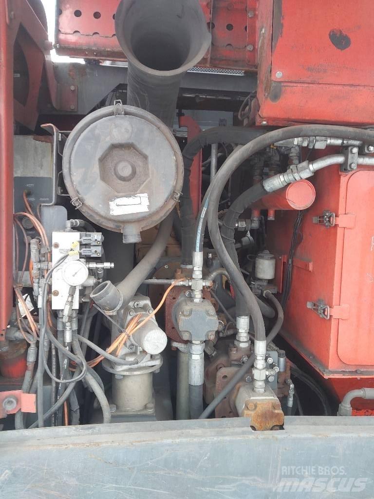 Sandvik DP 1500 i Povrchové vrtné súpravy