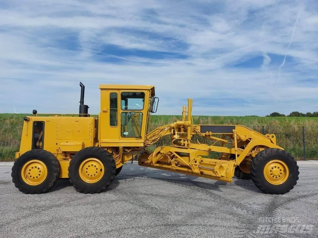 CAT 130 G Grejdery