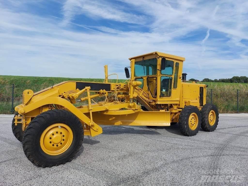 CAT 130 G Grejdery