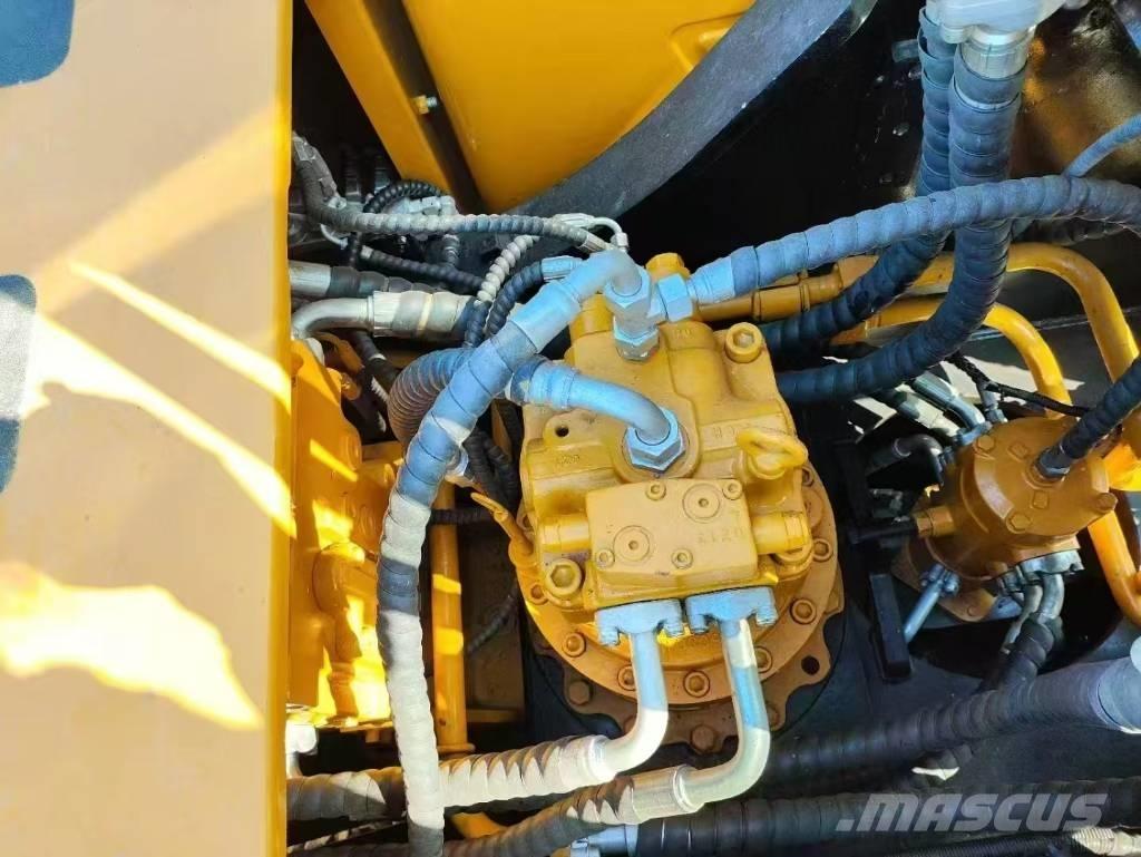 Sany SY215C Pásové rýpadlá