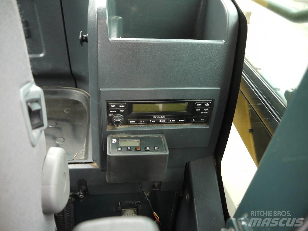 Hyundai R 220 LC-9A Pásové rýpadlá
